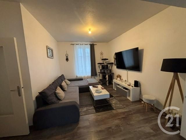 Appartement Duplex à louer - 5 pièces - 128,83 m2 - Deyvillers - 88 - LORRAINE